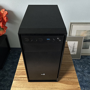 Lauaarvuti (PC) / i5 (11th gen) / GTX 1660 Super 6GB / 16GB (2 foto / 10)