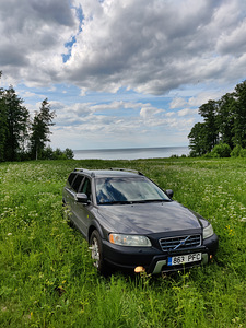 Volvo XC70 2.4 136kW D5 4x4 (2 foto / 14)