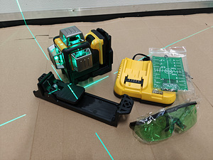 Laser 3d / aku ja laadijaga (2 foto / 10)