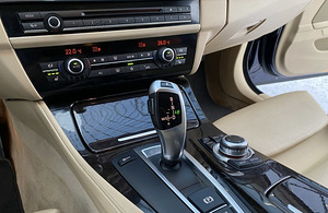 BMW f10 523i M/V city comfort+ Individual (8 foto / 15)