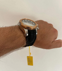 Uus Invicta venom 33307 (3 foto / 3)