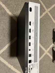 Xbox one + kaks pulti (4 foto / 5)