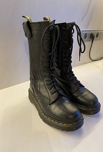 Dr. Martens , originaal, 38 suurus (4 foto / 7)