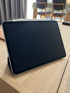 Apple iPad Pro (11 дюймов, 3-е поколение) только Wi-Fi