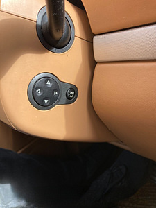 М: Porsche Cayenne 4.8 V8 283 кВт (12 фото из 15)