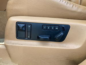 М: Porsche Cayenne 4.8 V8 283 кВт (13 фото из 15)