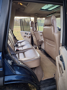 Land Rover Discovery 2 (10 фото из 15)