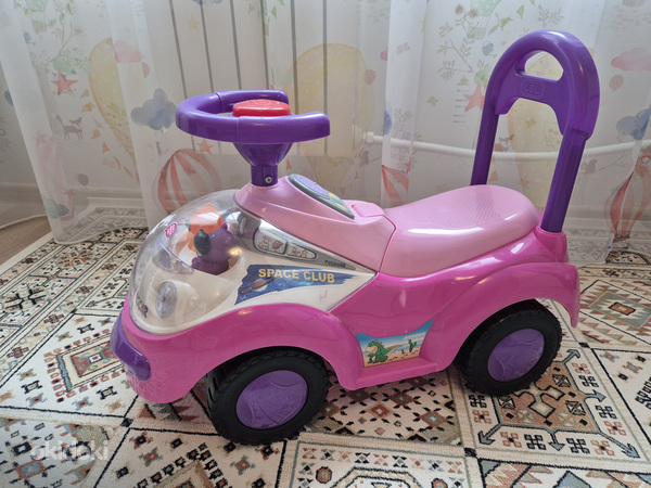 Laste auto Space club