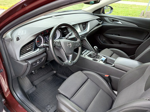 Opel Insignia Grand Sport Edition Plus (6 foto / 12)