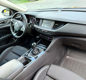 Opel Insignia Grand Sport Edition Plus (7 foto / 12)