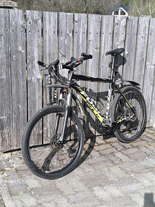 Fuji Nevada 1.3 MTB jalgratas 26" rattad 21" M/L raam (1 foto / 6)