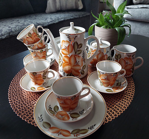 Кофейный сервиз (1 фото из 3)