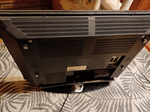 Philips widescreen flat TV 37PFL7332/10, USB. (2 foto / 2)