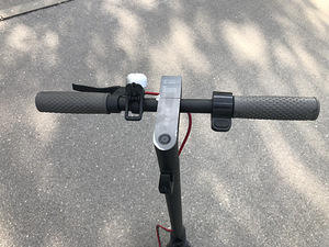 Xiaomi Mi Electric Scooter M365 Elektritõukeratas (4 foto / 8)