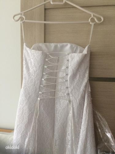 Свадебное платье размер М (фото #2)