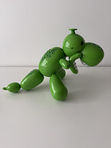 Mängurobot Squeakee the balloon dino. (5 foto / 6)