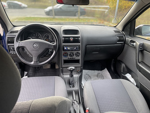 Opel Astra 2.0 diisel AUTOMAAT (6 foto / 6)