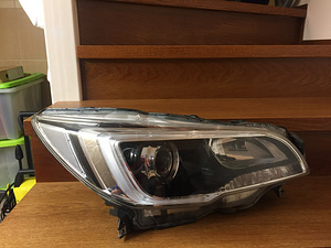 Subaru Outback parem esituli 2017 (1 foto / 2)