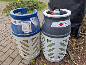 2x 10kg Gaasiballoon (1 foto / 1)