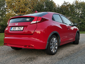 Honda Civic (5 foto / 12)