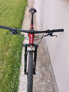 MTB Focus Raven Full Carbon (2 foto / 8)