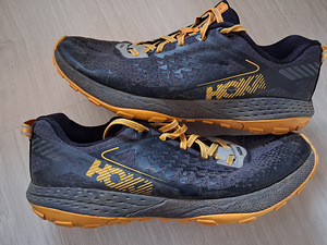 Hoka One (2 foto / 3)