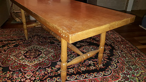 Täispuidust laud, käsitöö (1 foto / 6)