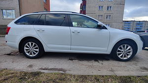 SKODA OCTAVIA 2.0D 110 kW 2015 (6 foto / 15)