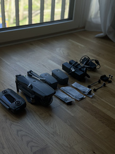 Dji Mavic 2 Zoom Fly More Combo (5 foto / 7)