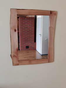 Peegel (2 foto / 2)
