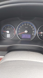 Hyundai Santa Fe 2.2 d 114 kw. 2009 a (6 foto / 7)