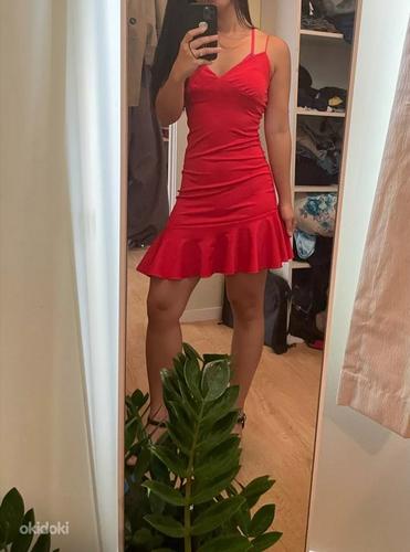 Uus punane kleit (foto #1)
