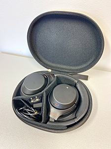 Sony WH-1000XM3 Bluetooth Noise Cancelling kõrvaklapid (2 foto / 2)