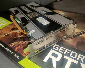RTX 2070 TWIN X2 (2 foto / 4)