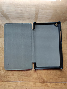 Uus Lenovo Tab3 8 KWmobile Smart Cover (2 foto / 3)