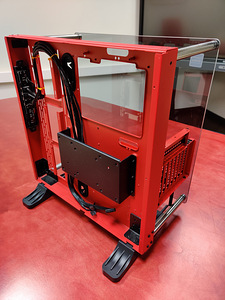 Thermaltake Core P3 TG Red Edition ATX (3 foto / 7)