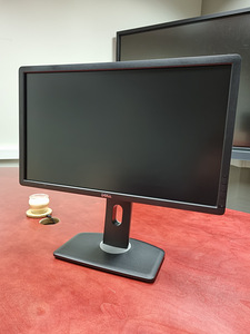 Dell UltraSharp U2312HMt 23" Full HD IPS (4 foto / 6)