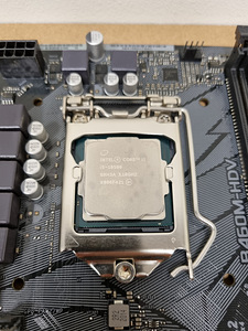 ASRock B460M-HDV + i5-10500 (2 foto / 4)