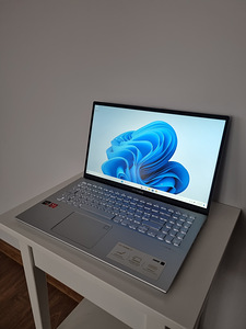 Asus VivoBook 15 X512DA (R5 3500U, 12GB, Vega 8, 512GB NVMe) (1 foto / 7)