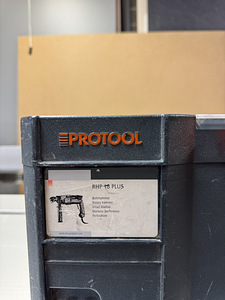 Festool (3 foto / 3)