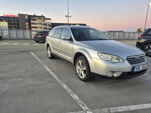 Subaru Outback 2.5 121kw (2 foto / 10)