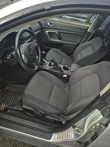 Subaru Outback 2.5 121kw (7 foto / 10)