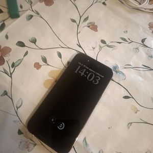 iPhone 14 pro 128gb , apple watch 8 ja airpods 2 pro (2 foto / 2)