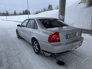 Volvo S80 Facelift 2.4 R5 125kW (4 foto / 5)