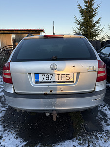 Skoda Octavia 1.9 77kw (4 foto / 7)