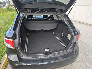 Toyota Avensis 2.2 110kw (3 foto / 3)