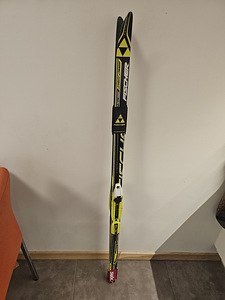 Laste suusad Fischer junior +kepid Yoko (1 foto / 6)