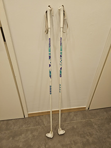 Laste suusad Fischer junior +kepid Yoko (6 foto / 6)