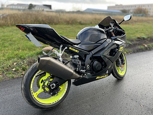 Suzuki gsx-r 1000 (2 foto / 5)