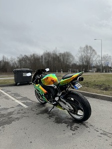 Honda Cbr 1000rr (3 foto / 5)